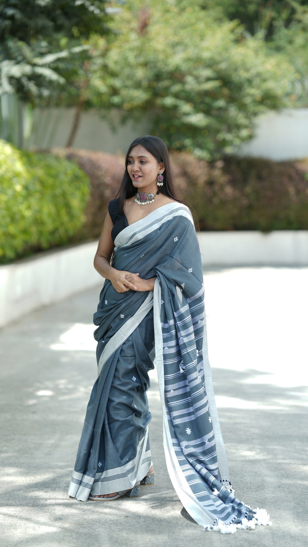 Chhayachit Bujodhi (Saree)