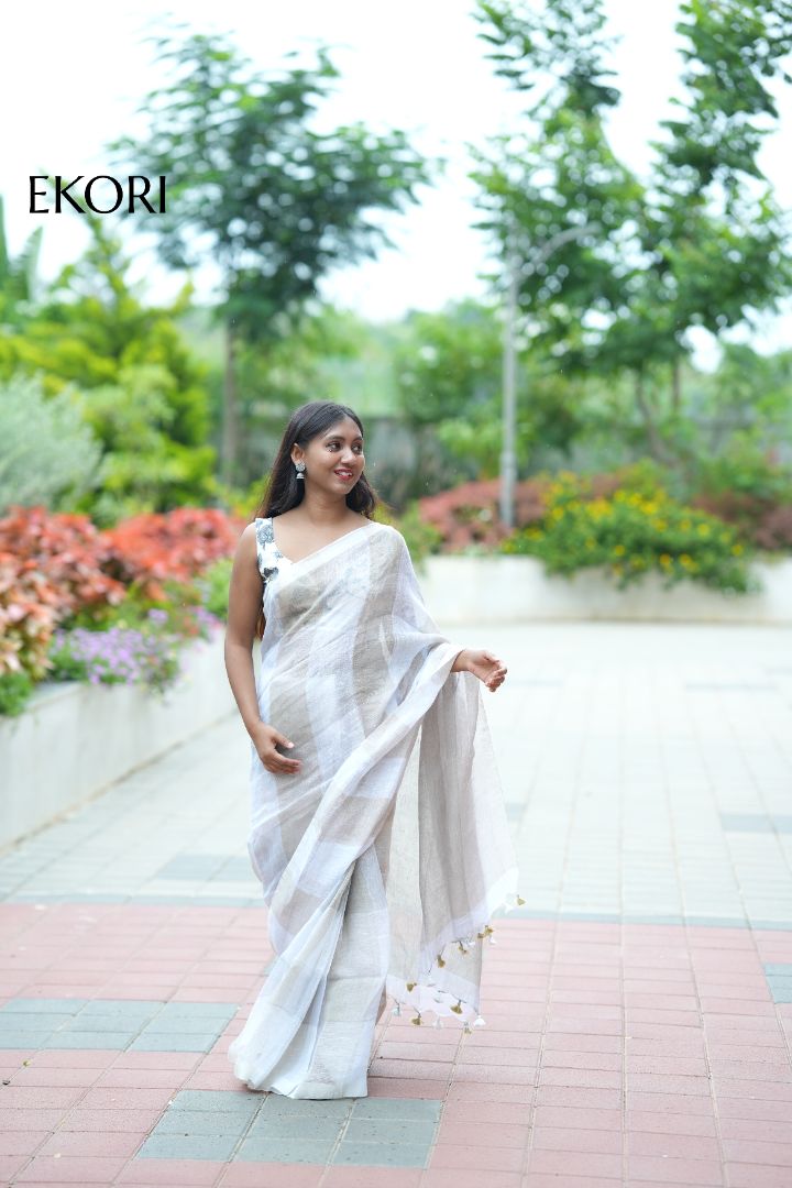 Abha Linen (Saree)