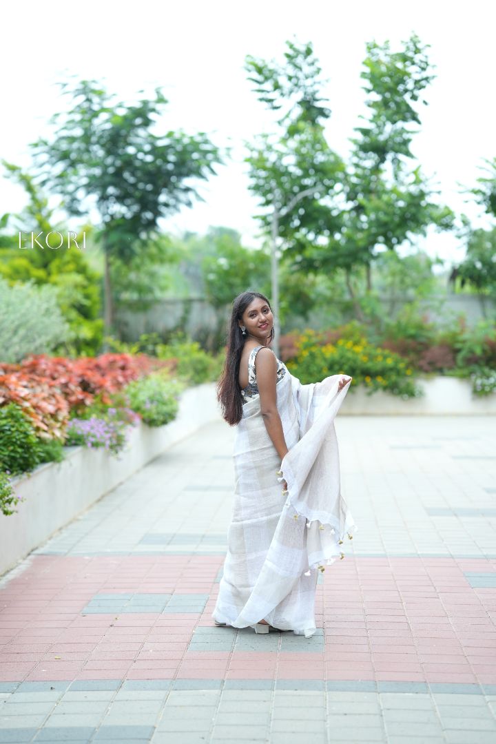 Abha Linen (Saree)
