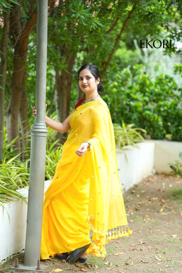 Haldi ki Chamak (Saree)