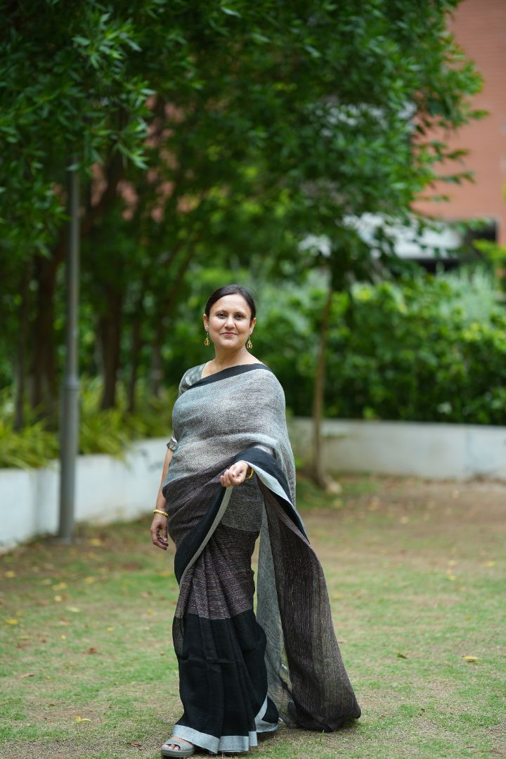 RehNoor Linen (Saree)