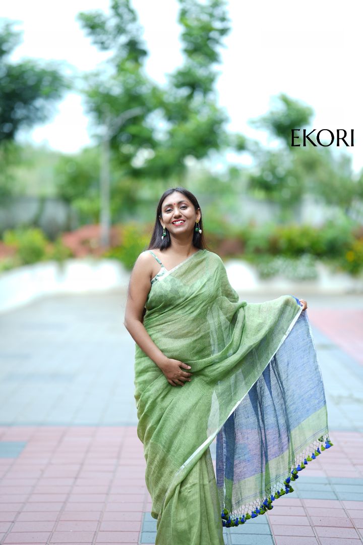 PrakritiSang Linen (Saree)