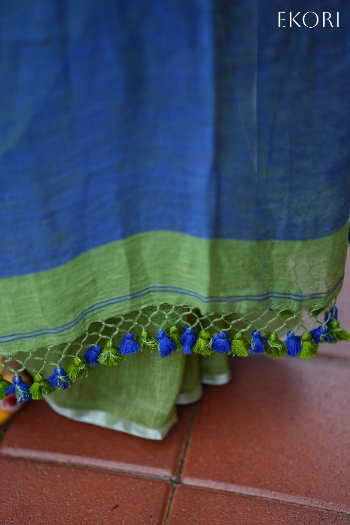 PrakritiSang Linen (Saree)