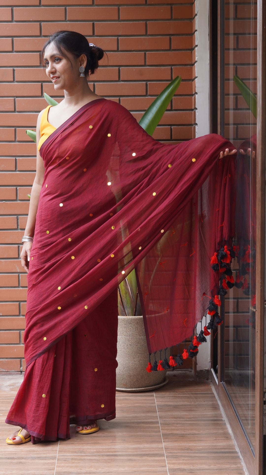 Maroon Star (Saree)