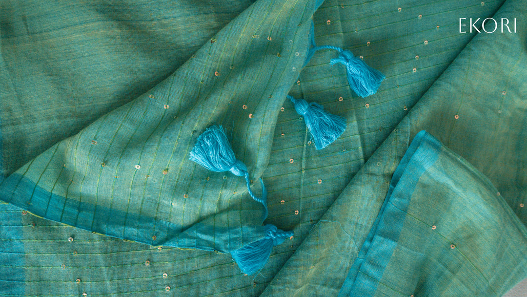 Emerald elegance (Saree)