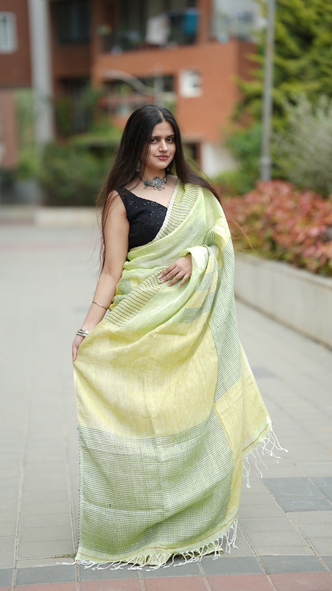 Gauhar Heer Linen (Saree)