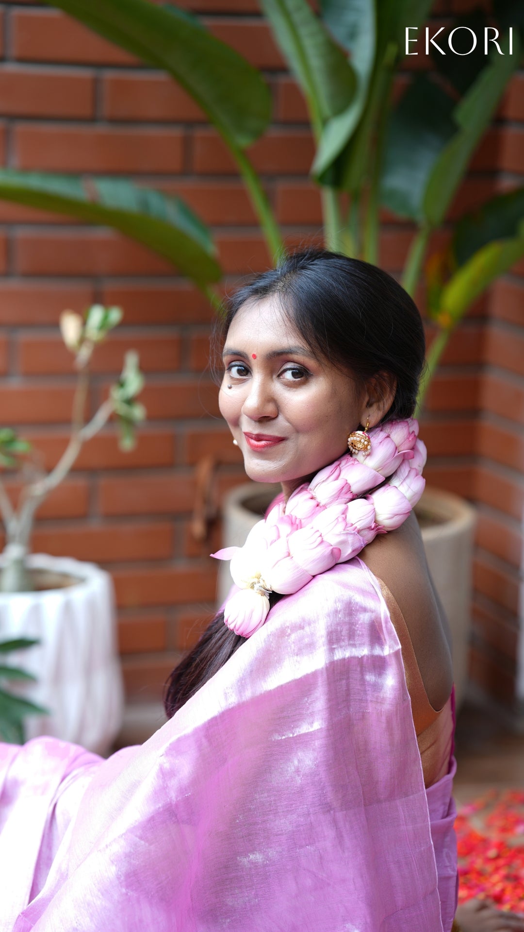 Gulabi Mehfil Tissue (Saree)