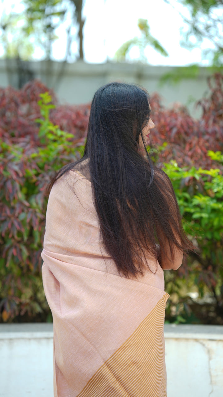Gulabi Sheen Tissue Linen (Saree)