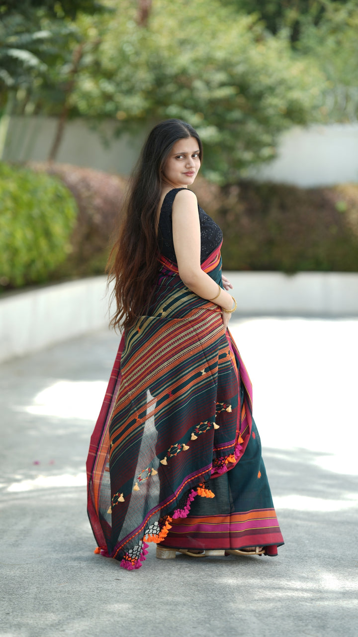 Gulnaar Bujodhi (Saree)