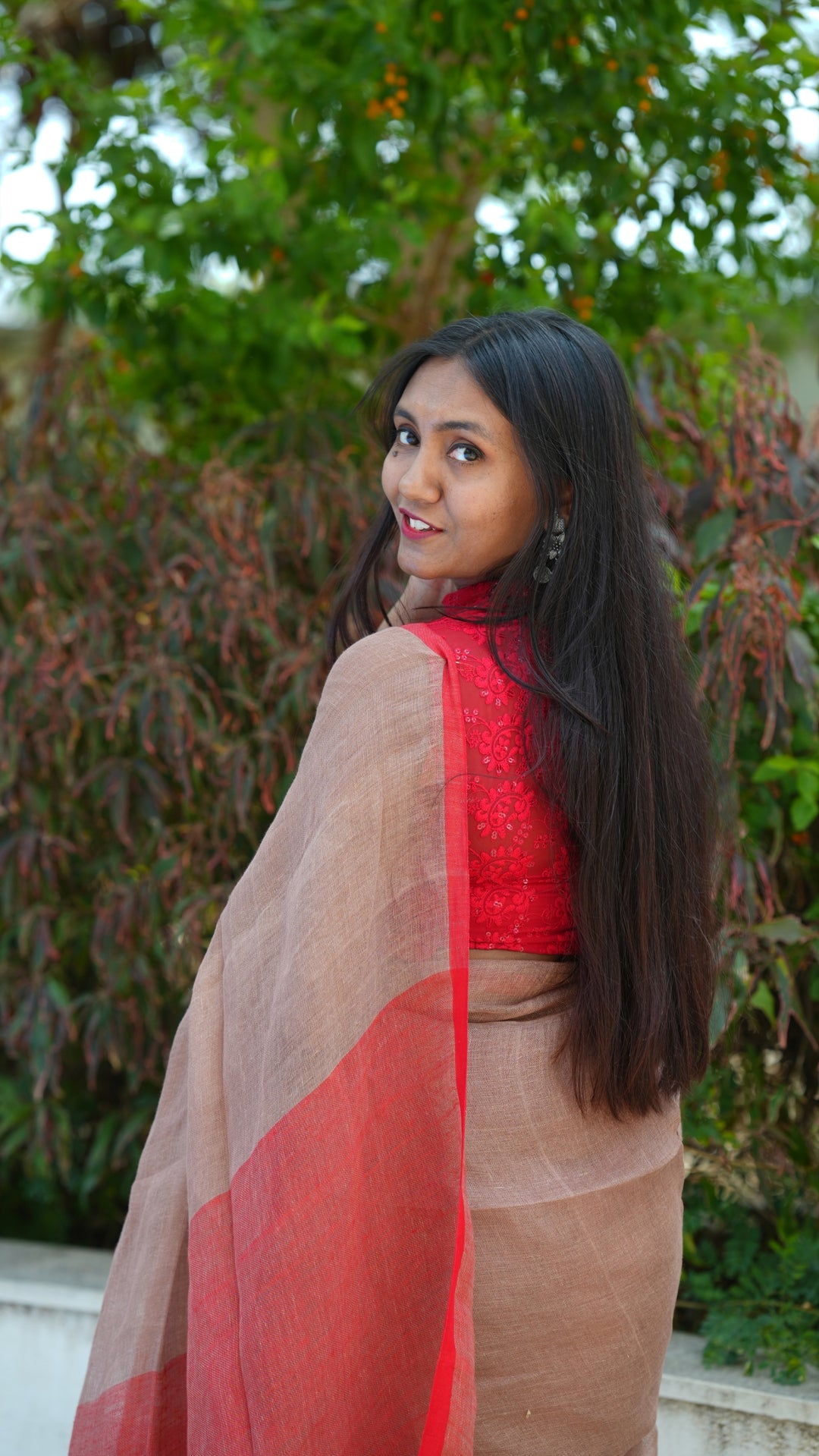 Gulzaar Linen (Saree)