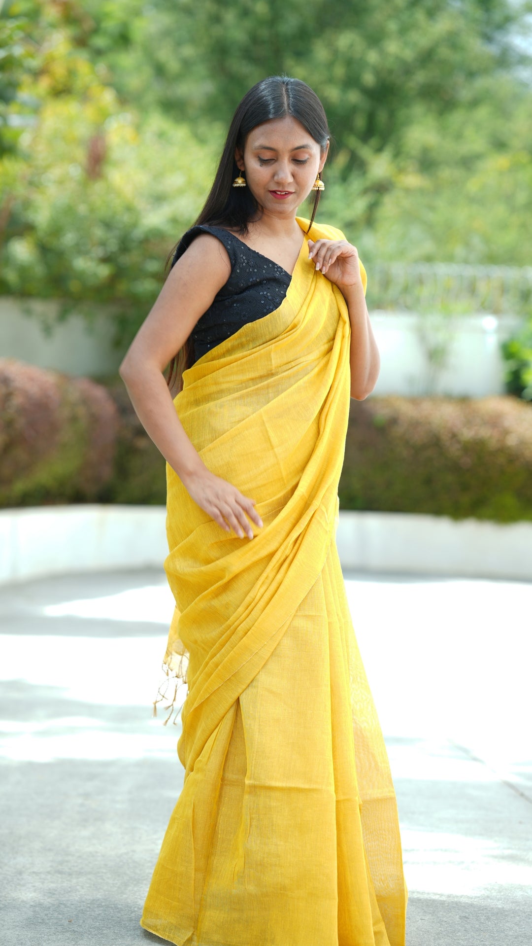 Haldi Chhaya Tissue Linen (Saree)