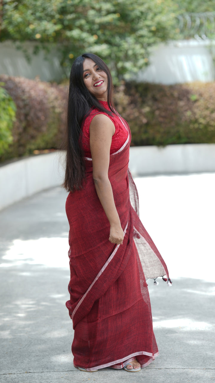 Jashn-e-Gulnar Linen (Saree)