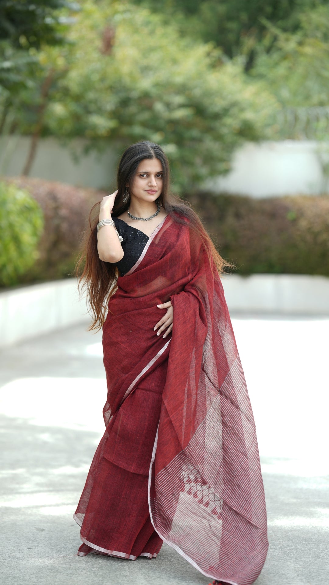 Laal Ghazal Linen (Saree)
