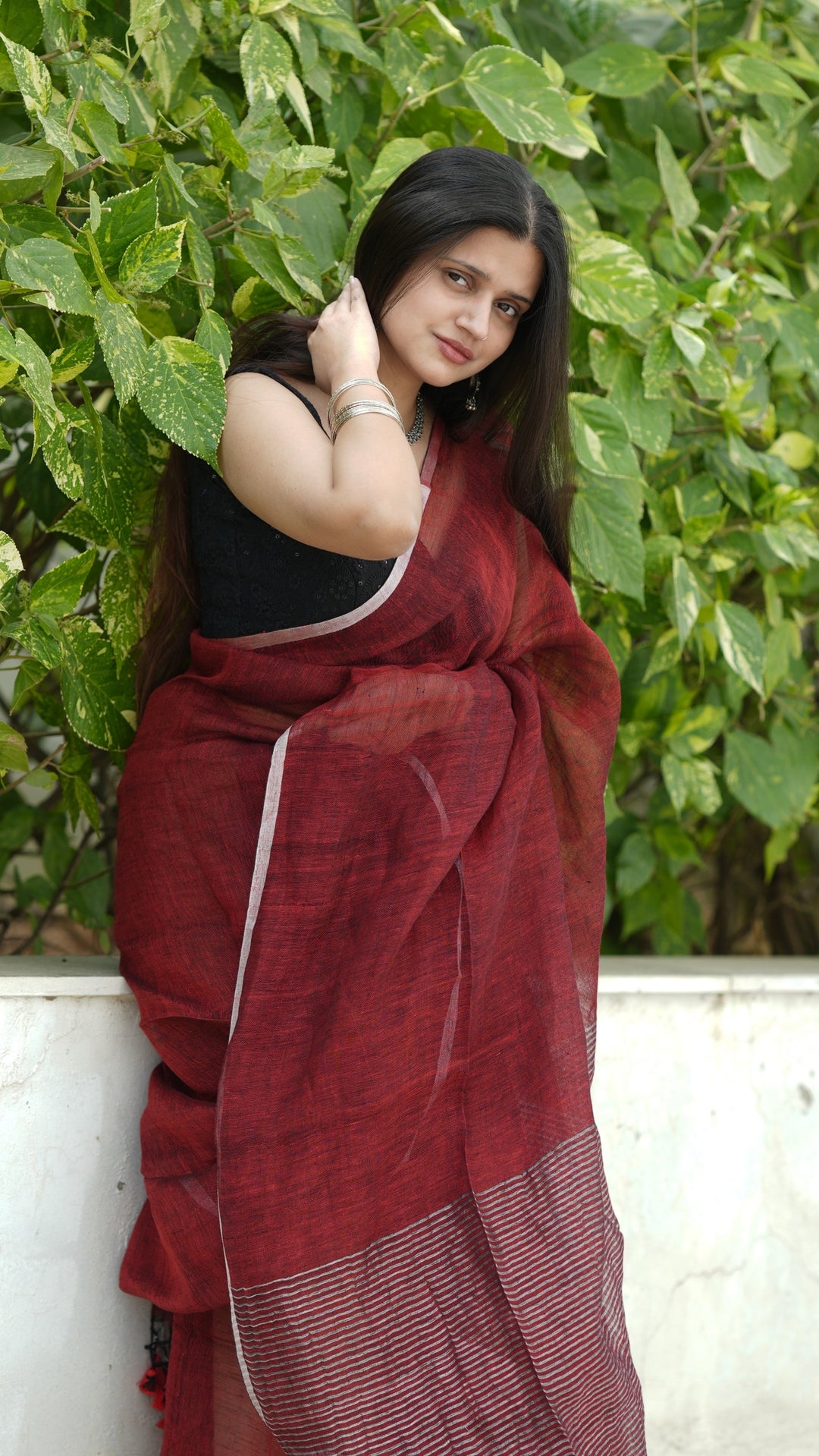 Laal Ghazal Linen (Saree)