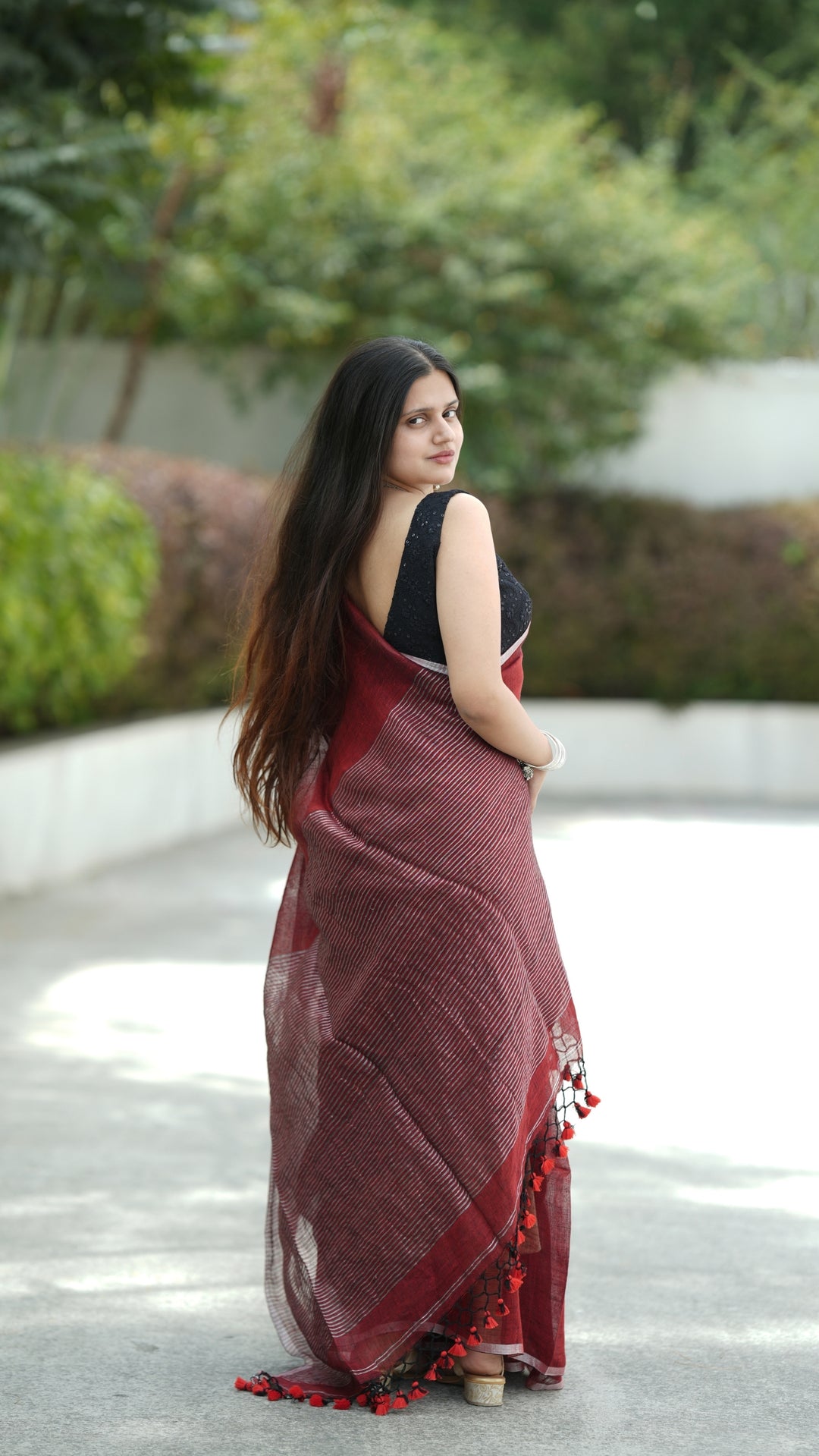 Laal Ghazal Linen (Saree)