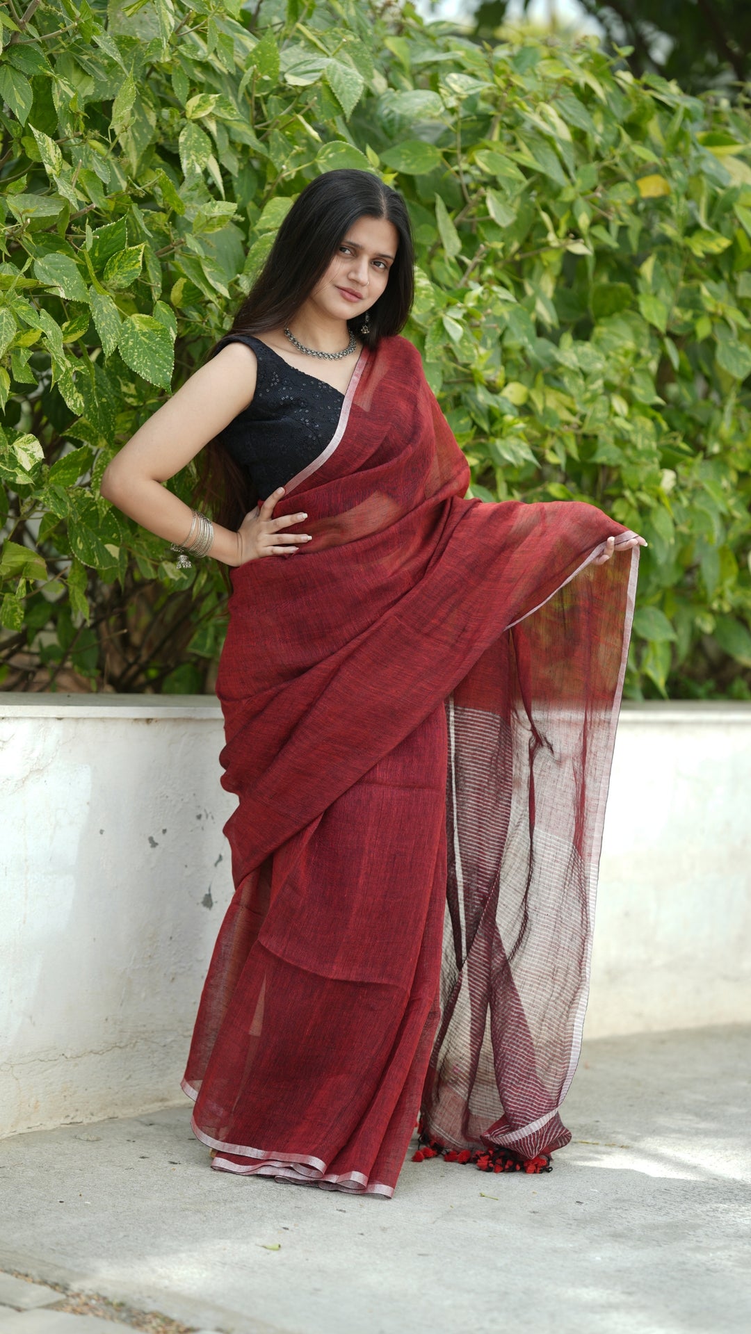 Laal Ghazal Linen (Saree)