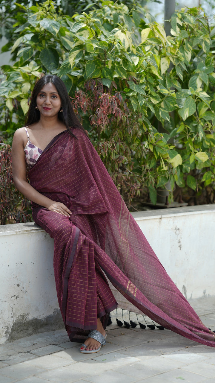 Mehroon Noor (Saree)
