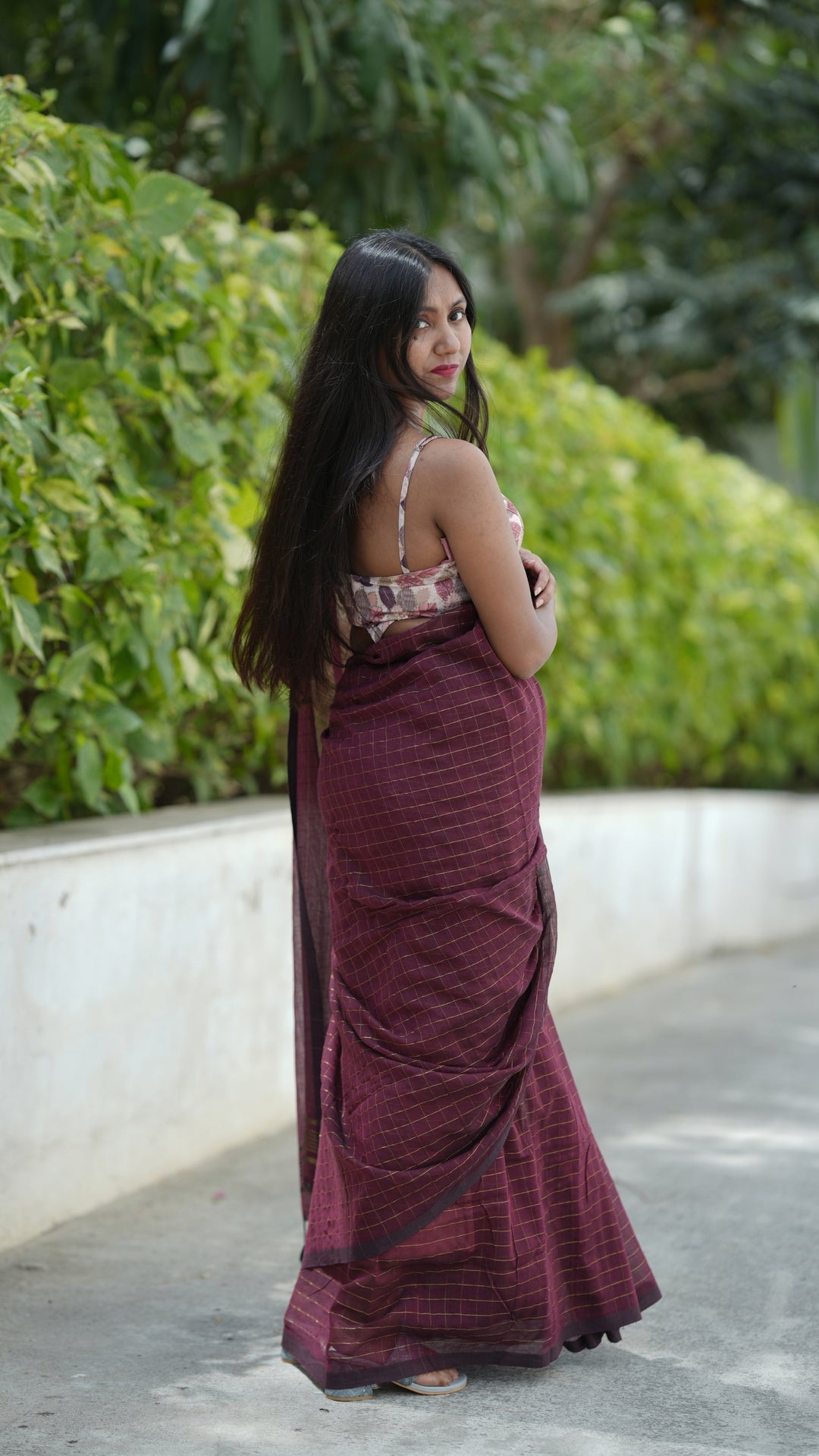 Mehroon Noor (Saree)