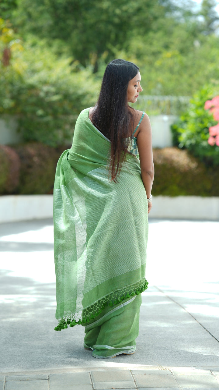 Nargis Hara Linen (Saree)