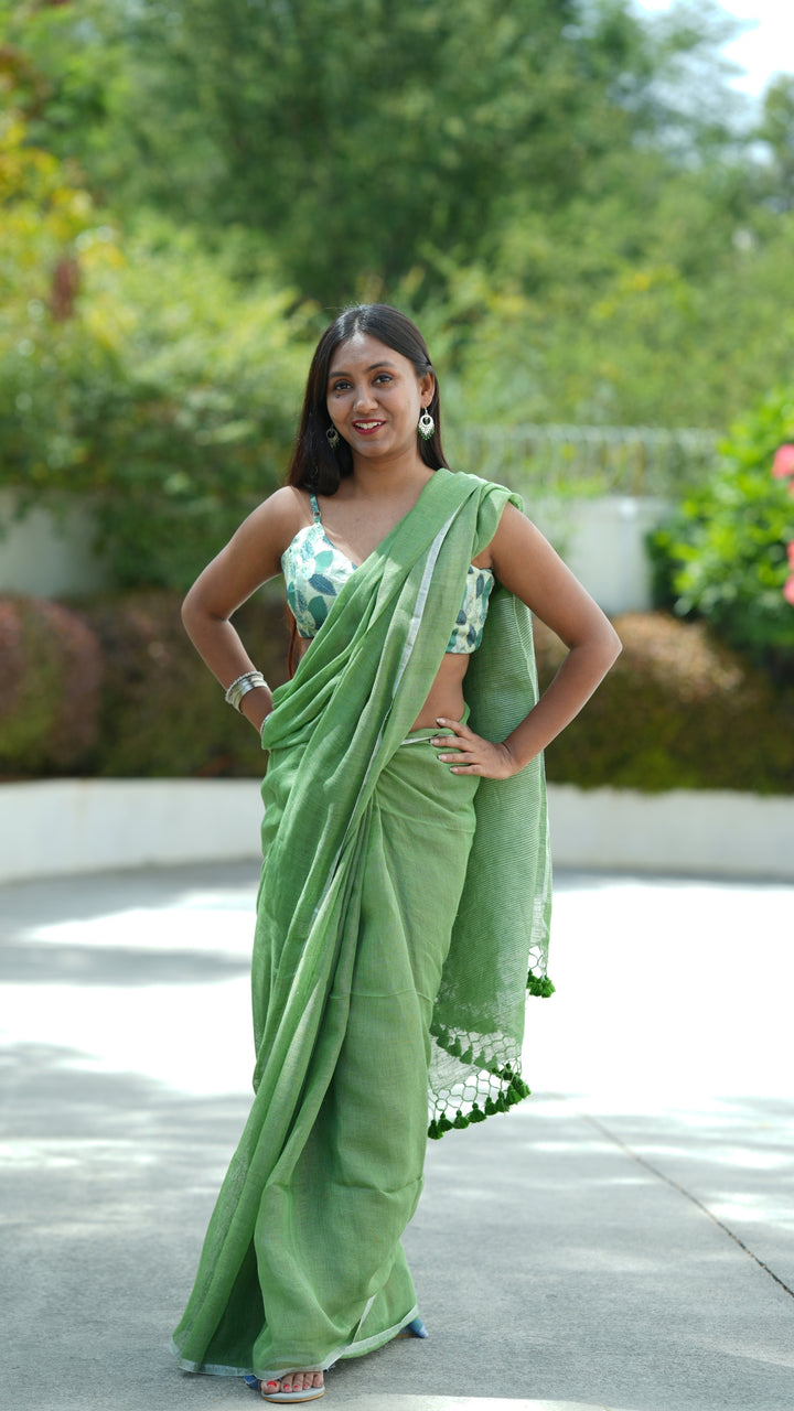 Nargis Hara Linen (Saree)