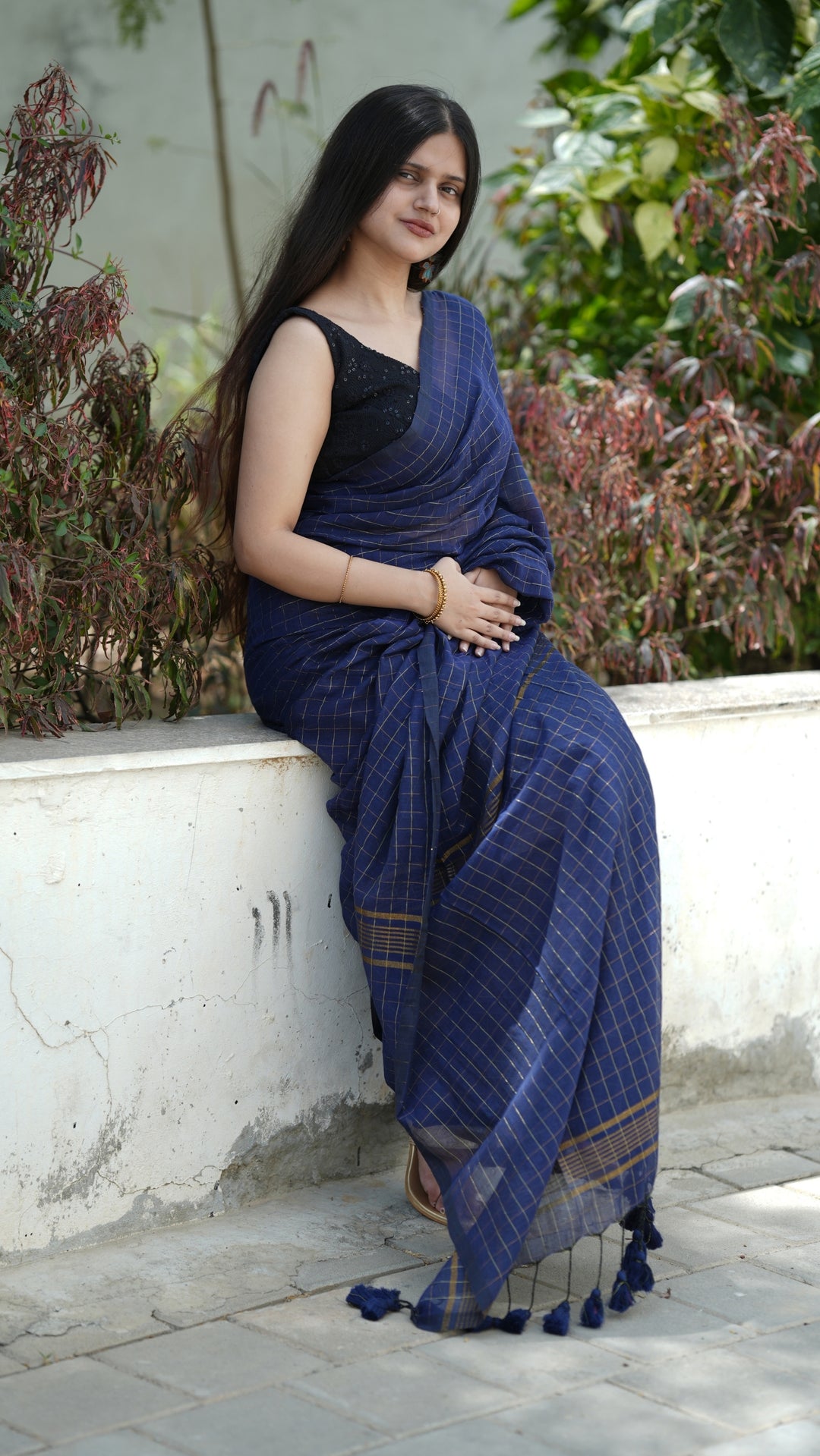 Neel Gold (Saree)