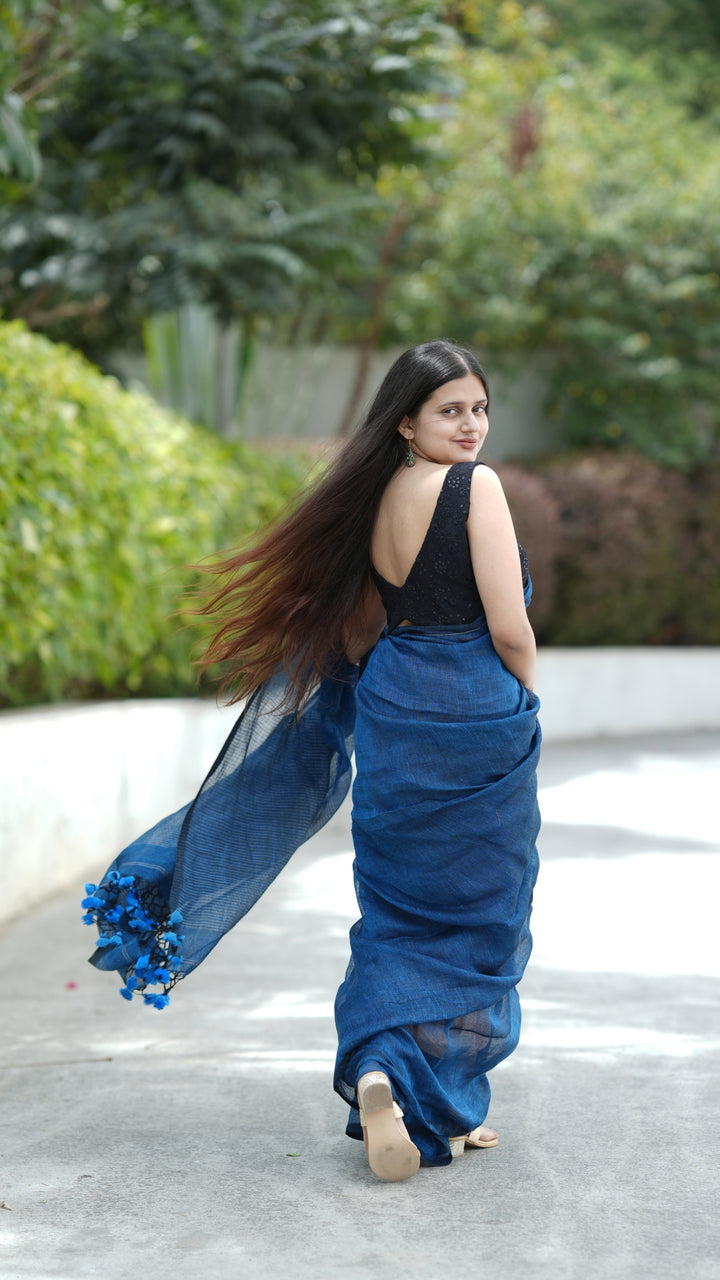 Neelam Linen (Saree)