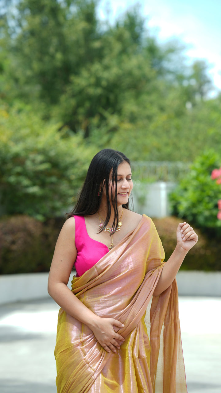 Panna Gulabi Tissue (Saree)