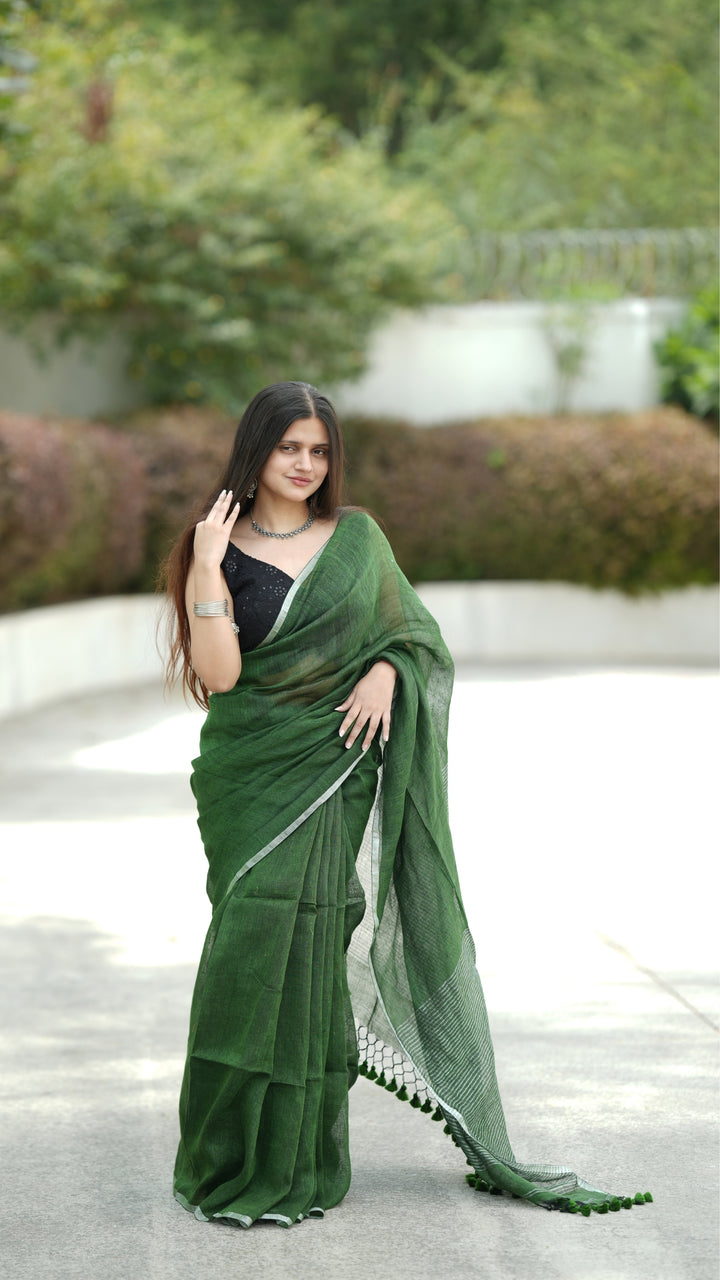 Patta Rang Linen (Saree)