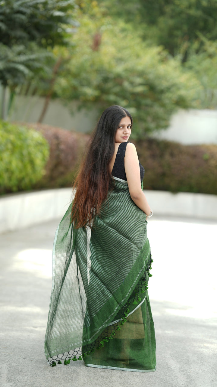 Patta Rang Linen (Saree)