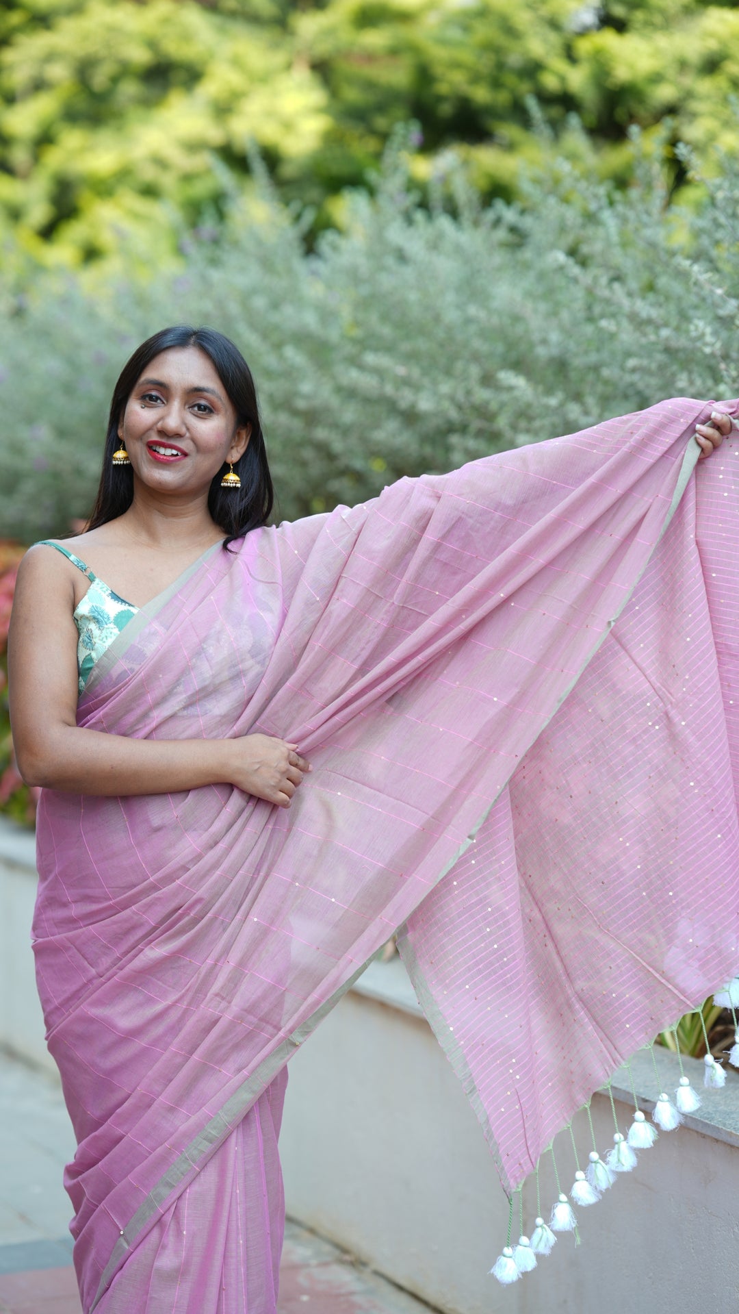 Rosedust Bloom (Saree)