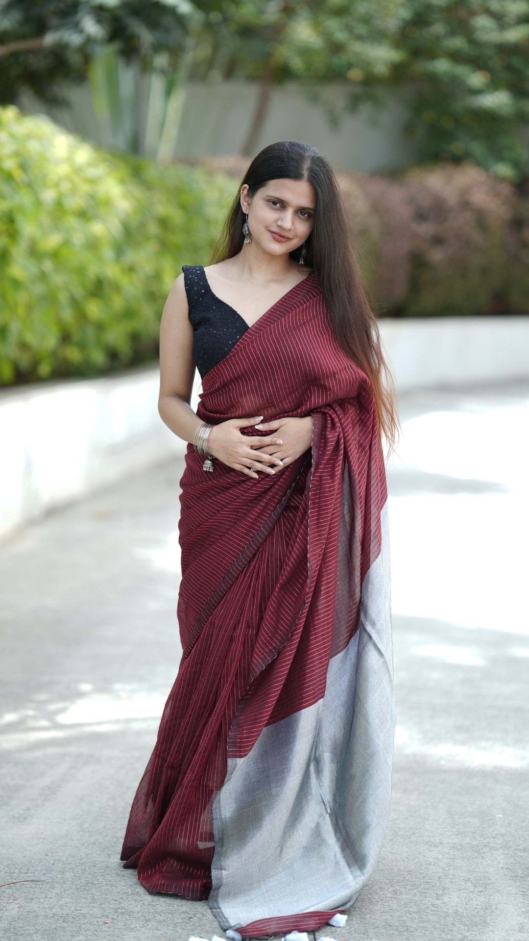 Ruhani Chandi (Saree)