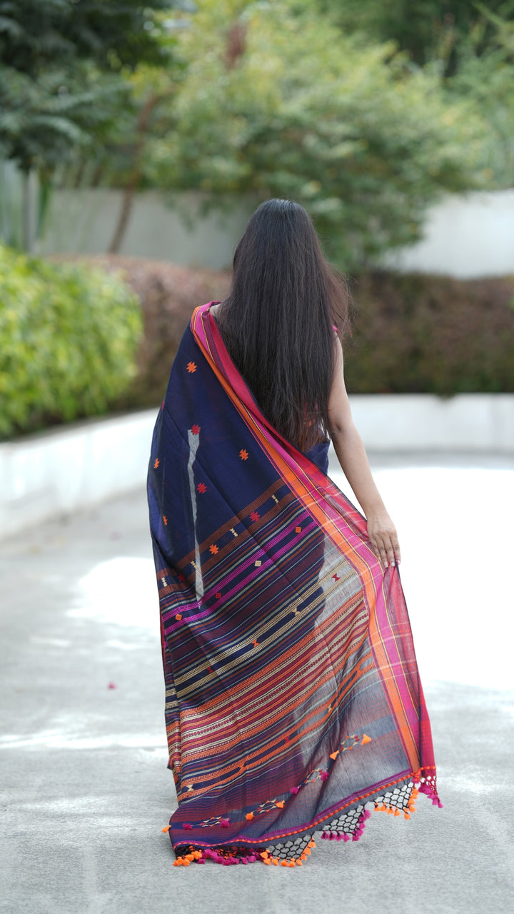 Sharbati Neel Bujodhi (Saree)