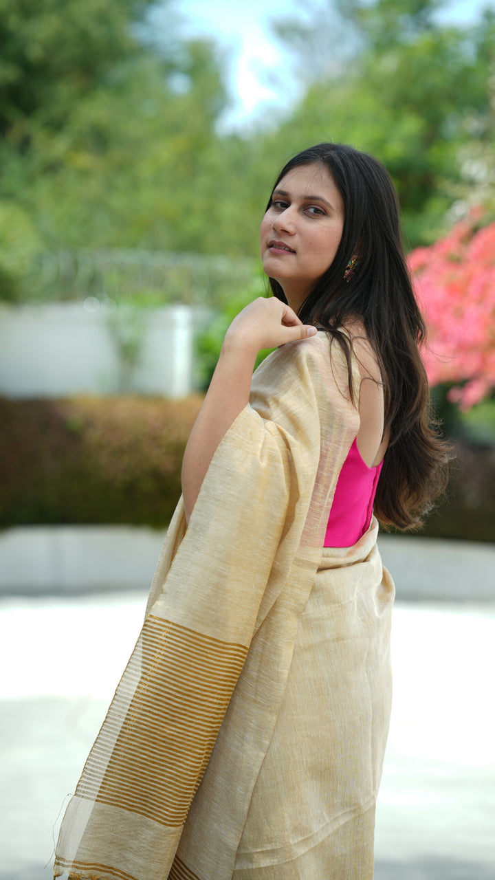 Shwet Swarna Tissue Linen (Saree)