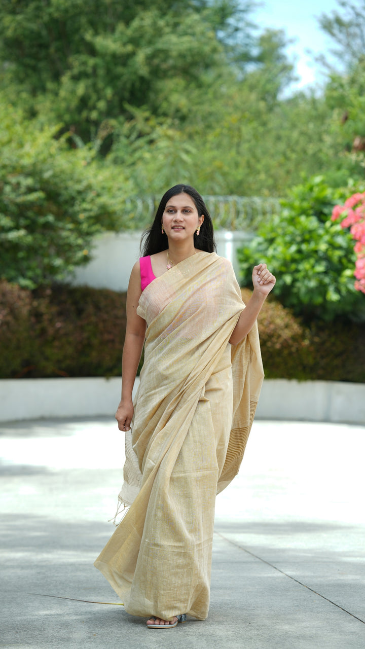 Shwet Swarna Tissue Linen (Saree)