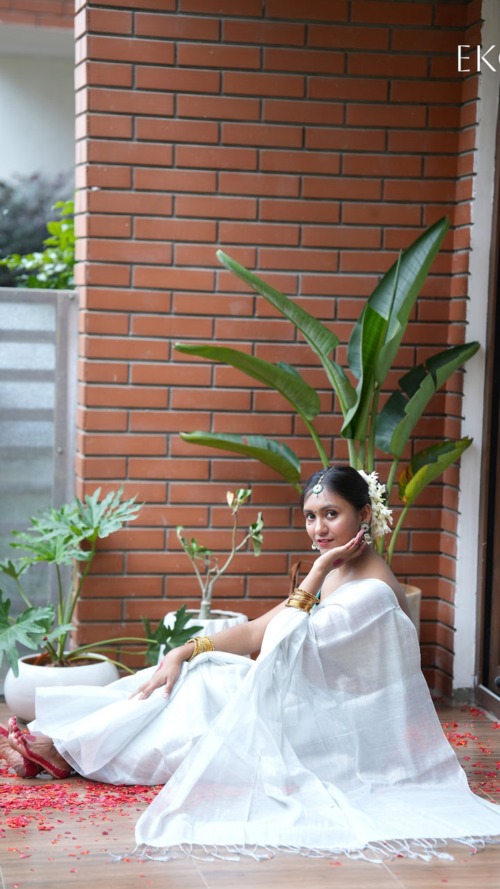 Shwet Tissue (Saree)