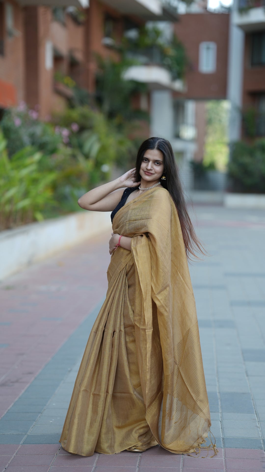 Sona Kesar Tissue Linen (Saree)