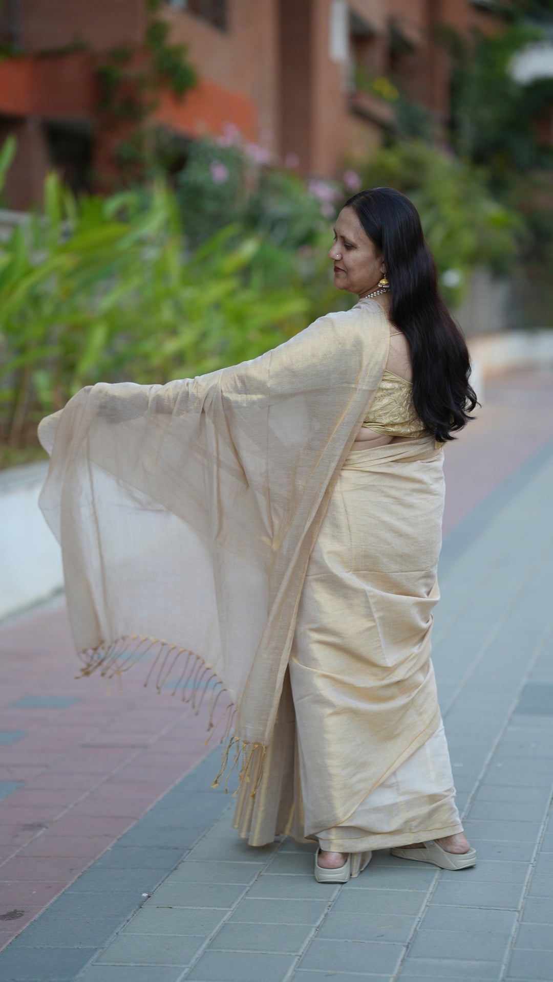 Sona Resham Tissue (Saree)